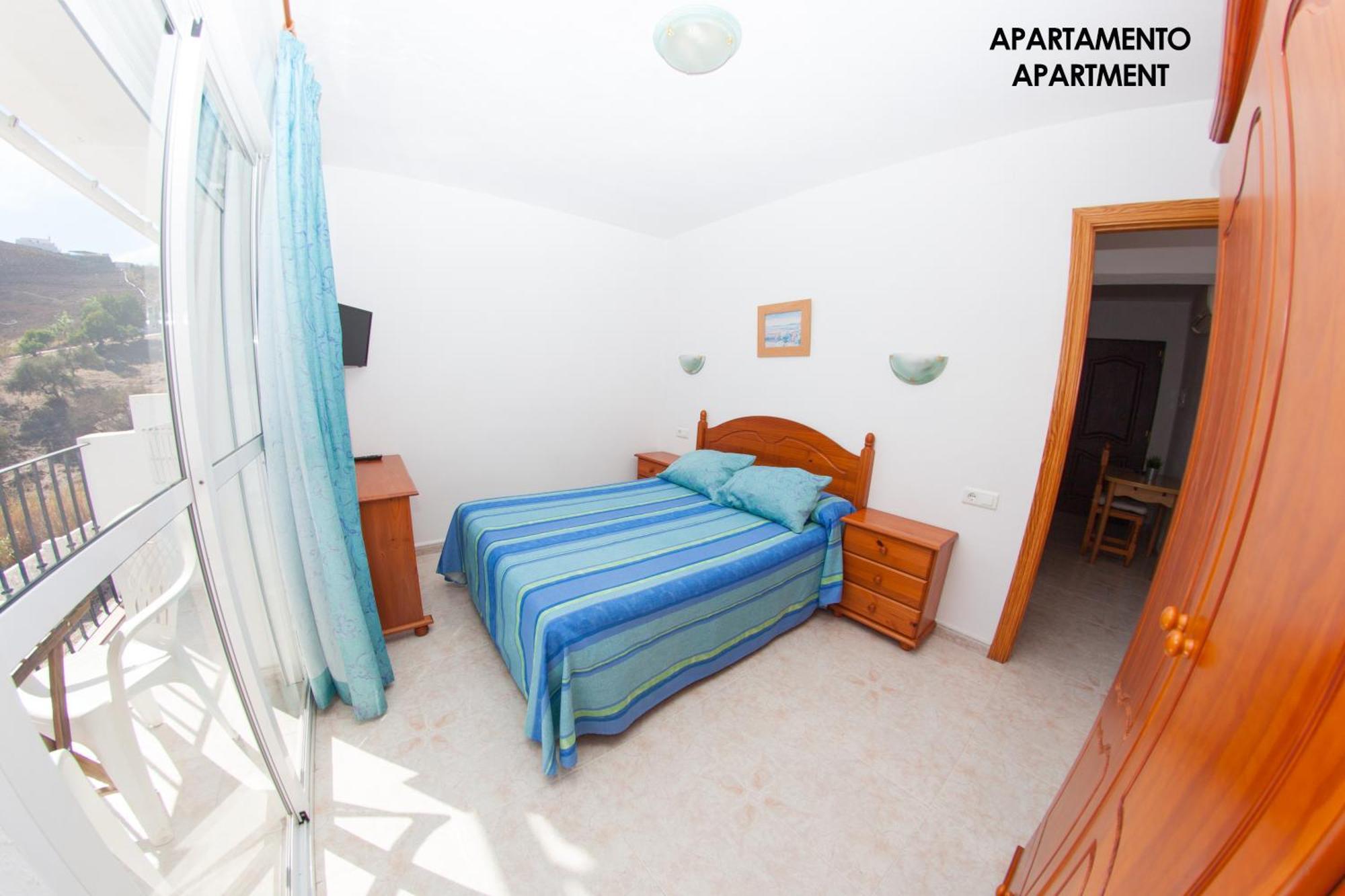 Apartamentos Rurales Santos Benajarafe Chambre photo