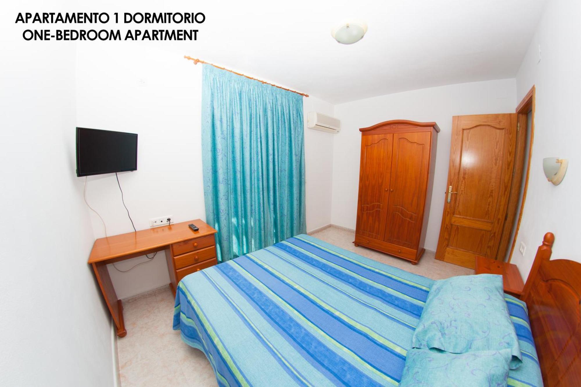 Apartamentos Rurales Santos Benajarafe Chambre photo