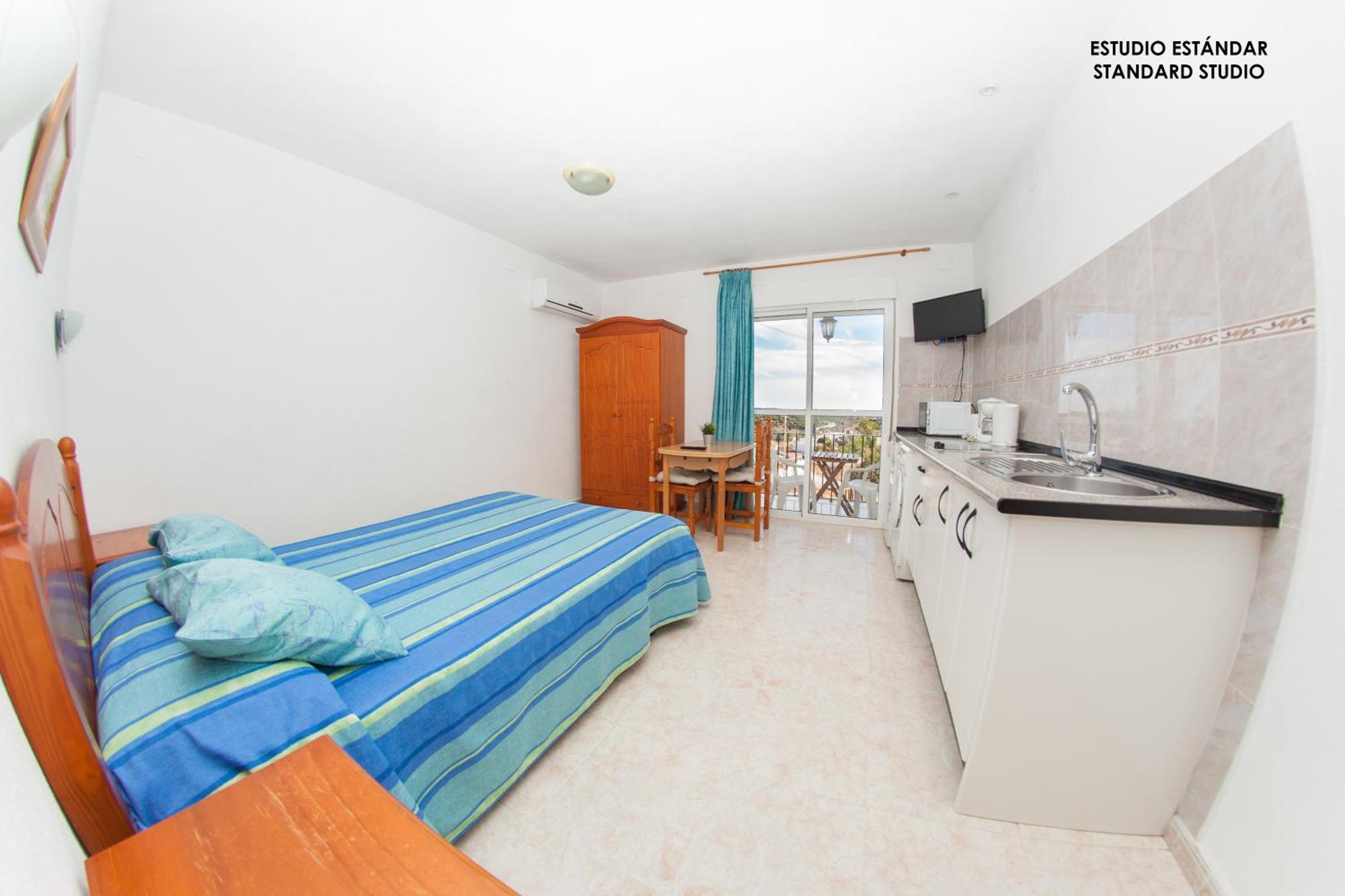 Apartamentos Rurales Santos Benajarafe Extérieur photo
