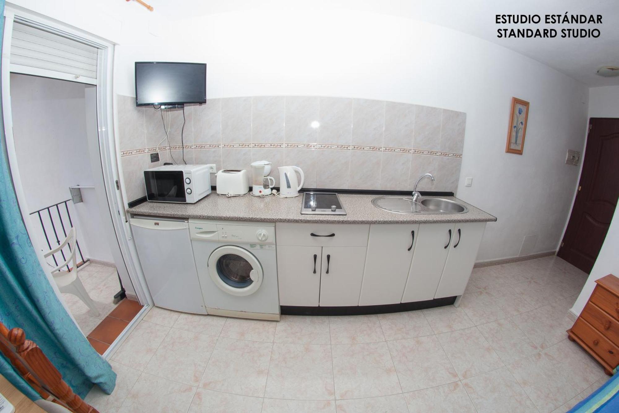 Apartamentos Rurales Santos Benajarafe Extérieur photo
